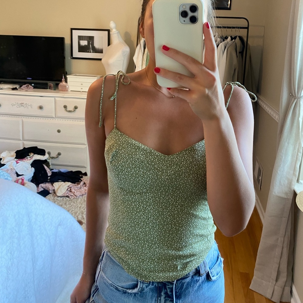 Abercrombie top